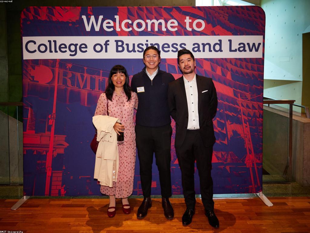 ហាងនិងប្រាក់ចំណេញ: យុទ្ធសាស្ត្រនិងលក្ខណៈសម្រាប់ជោគជ័យ